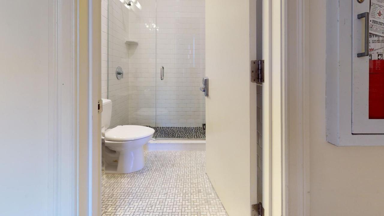 Charming Studio In Boston Brownstone, C. Ave #33 Luaran gambar